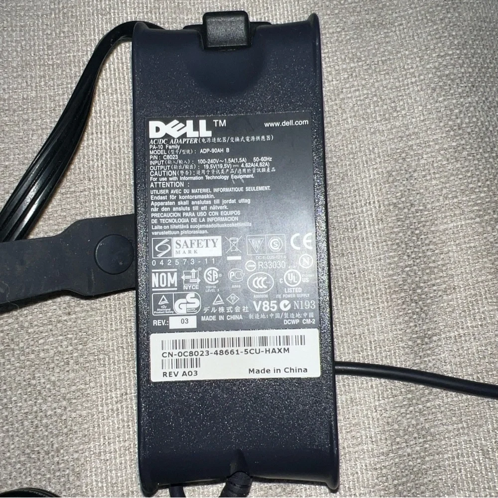 Genuine OEM DELL AC Power Adapter / Charger ADP-90FB Tested